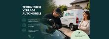 technicien vitrage automobile de Glasseo réparant un bris de glace à domicile